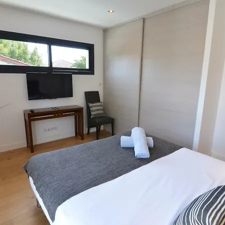 Braou Villa *